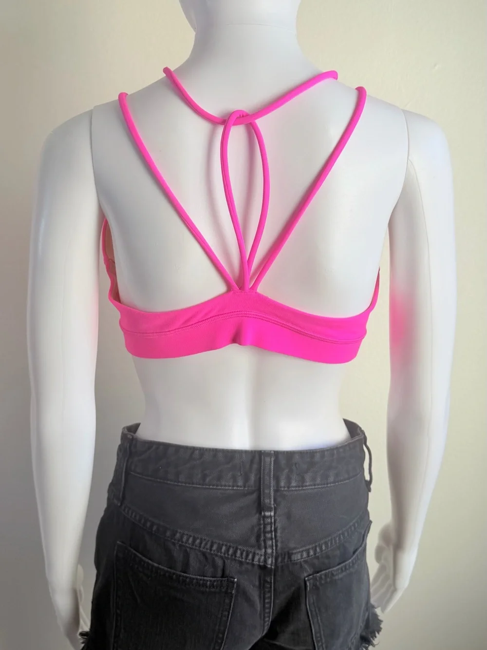 lululemon athletica sleek cropped